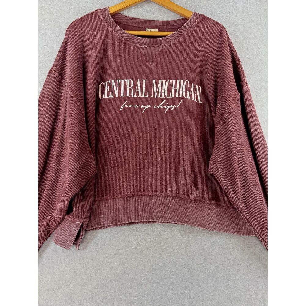 Chicka-d Central Michigan Women’s XL Maroon Corded Crew Sweatshirt 3657